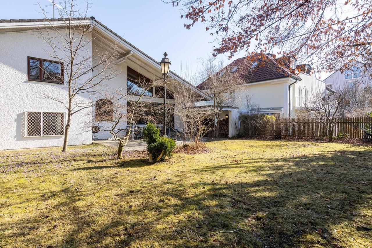 Serviced Messe * München